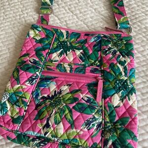 VERA BRADLEY PINK TROPICAL PARADISE FLORAL BAG